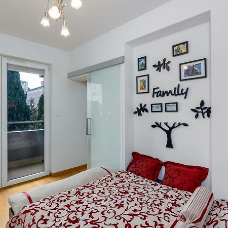Apartamento Apart Na Pradze Varsovia Exterior foto